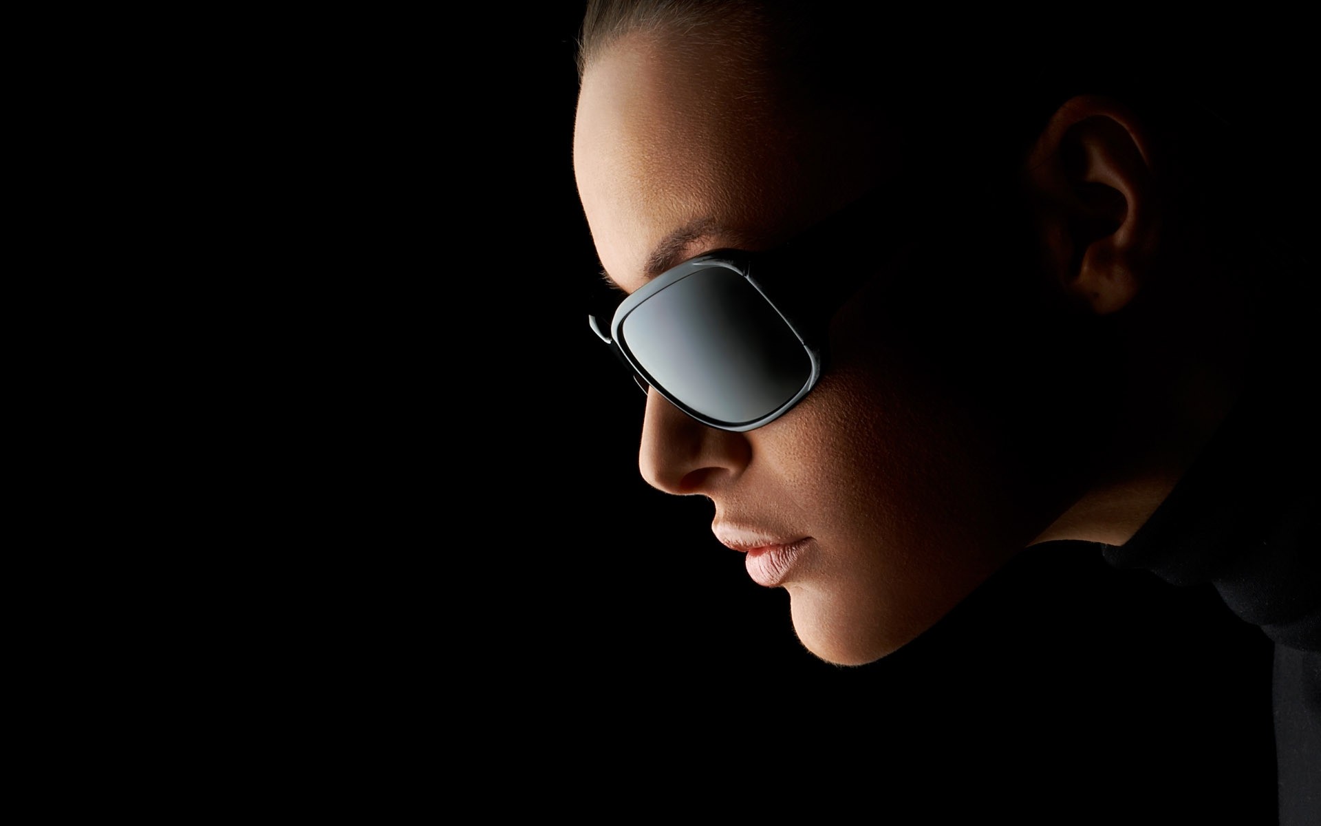 portre kız karanlık yüz kadın çocuk bir stüdyo adam moda yetişkin güneş gözlüğü