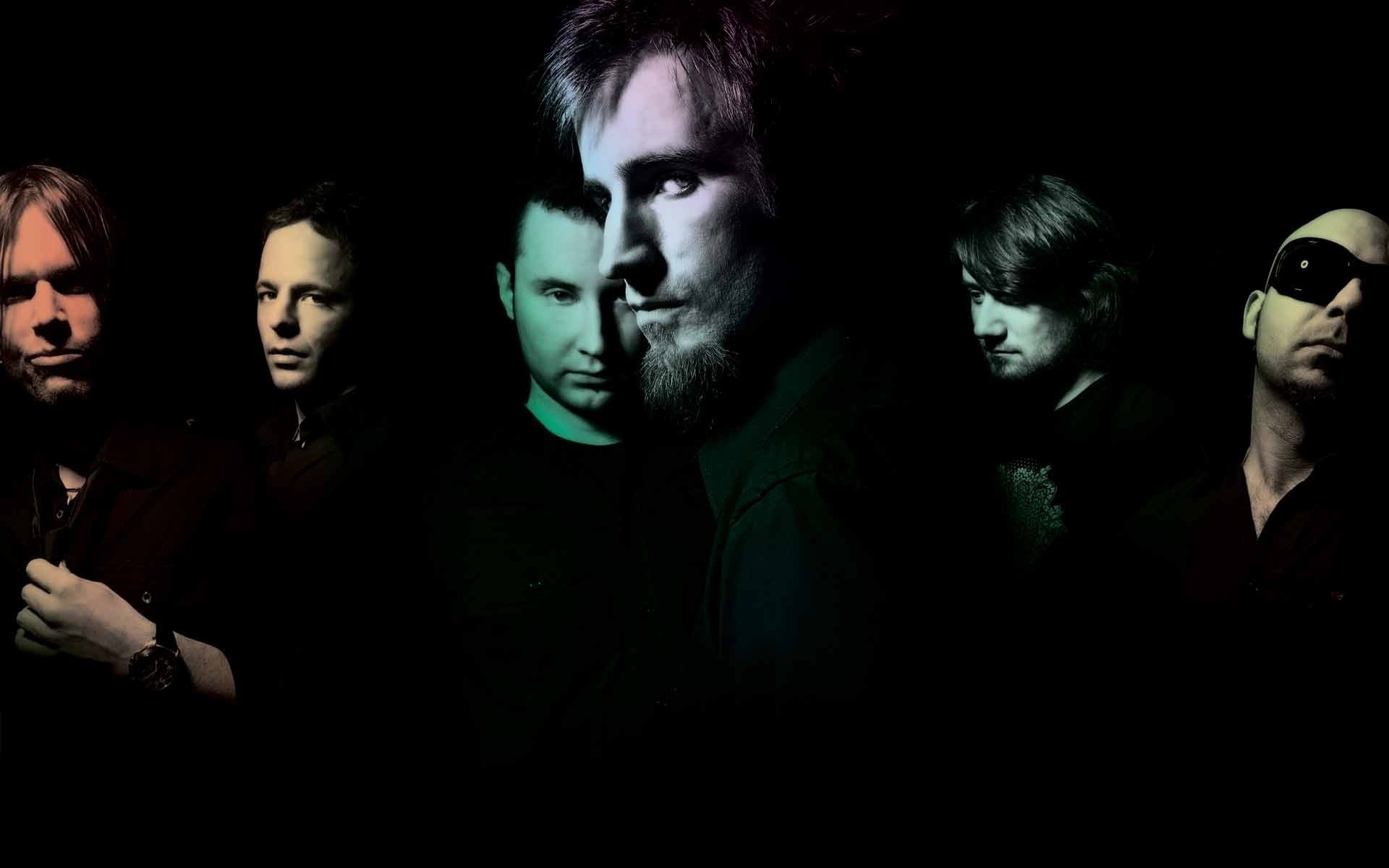 müzikal gruplar portre adam yetişkin müzik müzisyen tek renkli şarkıcı film grup giyiyor bas davul