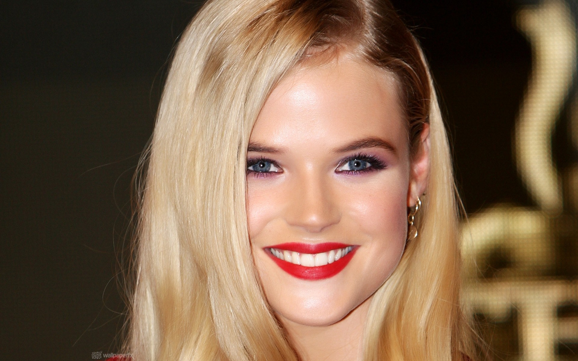 kadın moda portre sihir göz kız seksi oldukça sarışın gabriella wilde aktrisler bebek kız gülümsemesi ünlüler