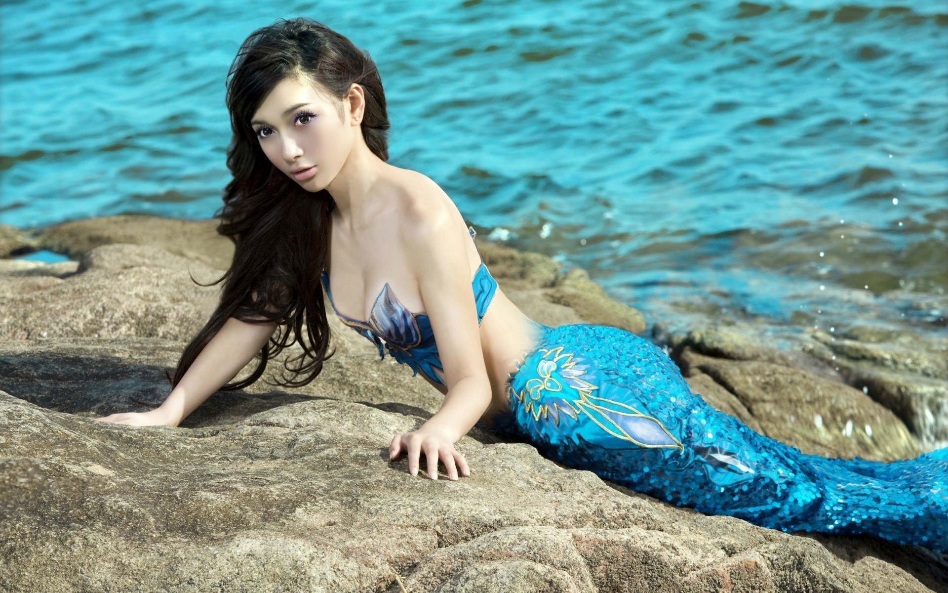 su yaz plaj doğa deniz kadın tropikal okyanus kum açık havada rekreasyon rahatlama güneş güzel kız deniz seksi güzel hava seyahat