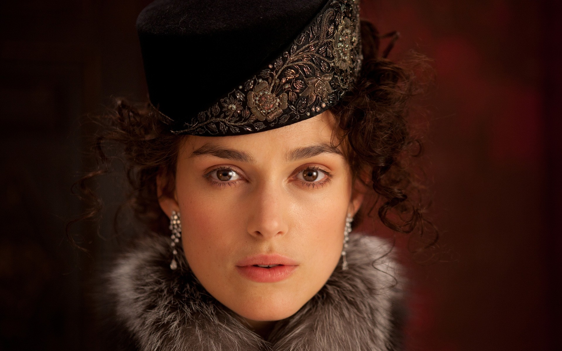 portre moda kış kadın bir model kız göz giyiyor kapak çocuk