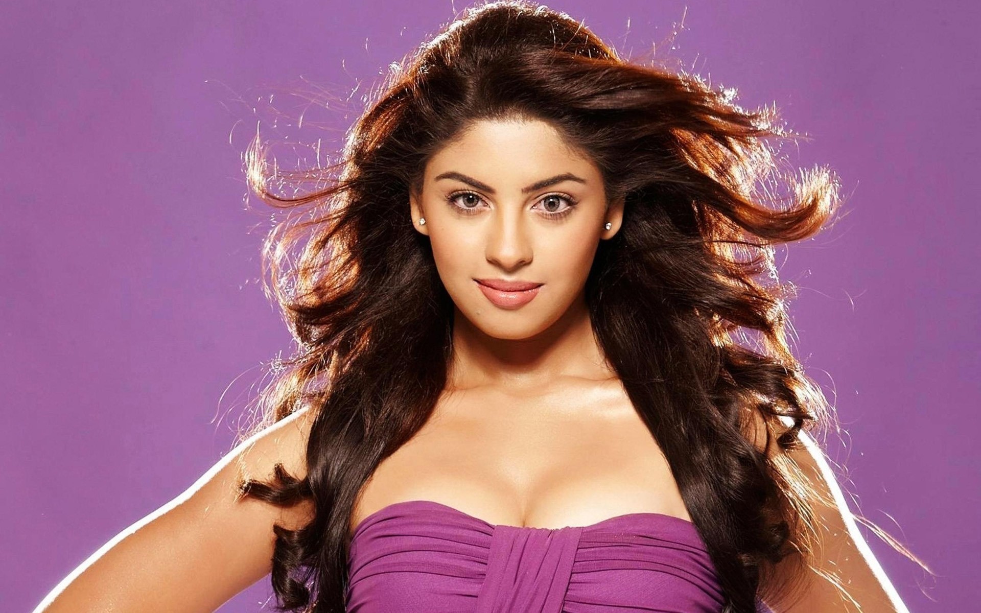 moda model kadın cazibe portre kız seksi saç güzel saç modeli cilt rüzgar stil lüks hintli aktris zengin gangopadhyay bebeğim