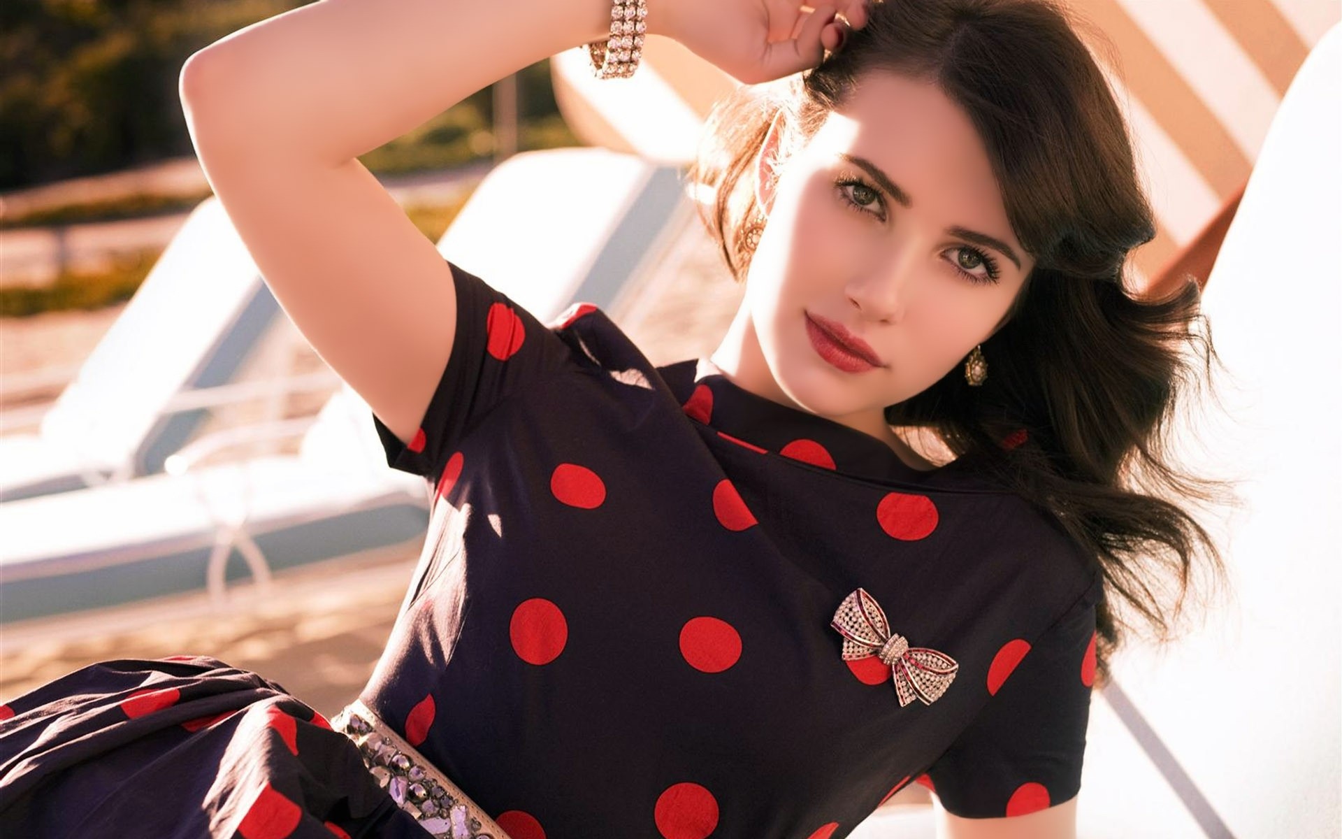 kadın moda kız oldukça portre genç sevimli açık havada emma roberts bebek ünlüler ünlüler kızlar