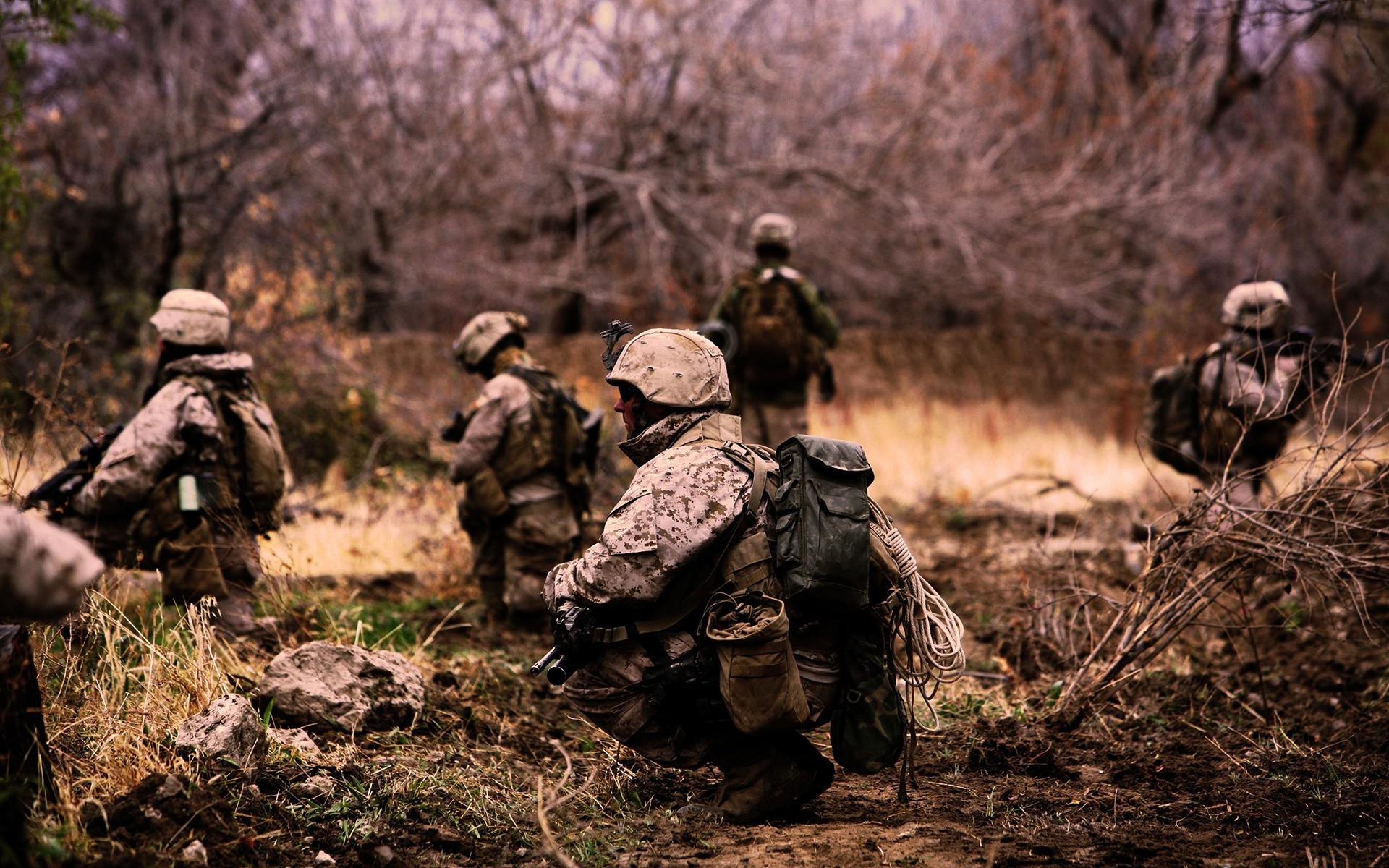asker ordu askeri savaş savaş silah tabanca savaş tüfek mühimmat kamuflaj ahşap ahşap yetişkin avcı adam askerler