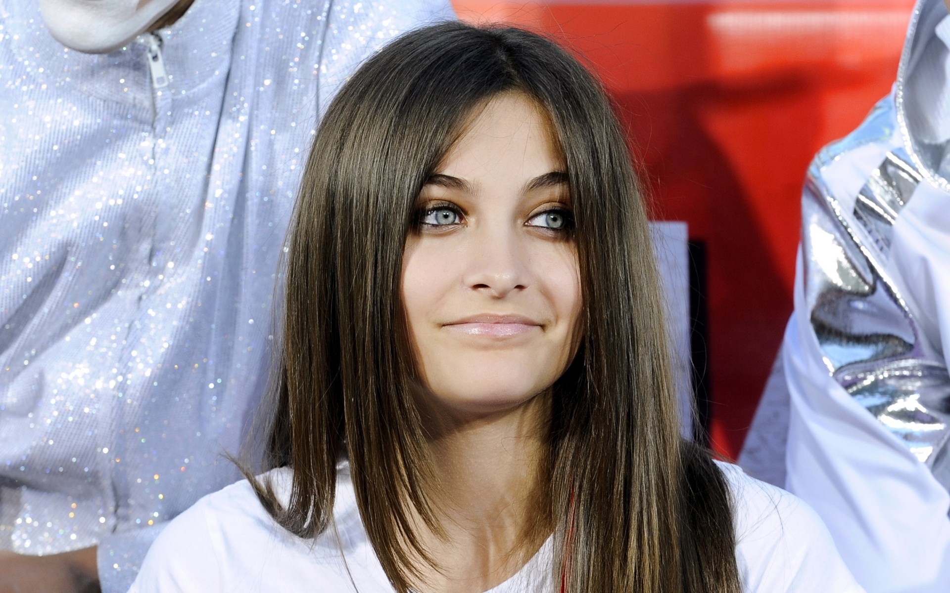 kadın portre moda kız yetişkin genç kapalı oldukça bir paris jackson ünlüler ünlüler ünlüler