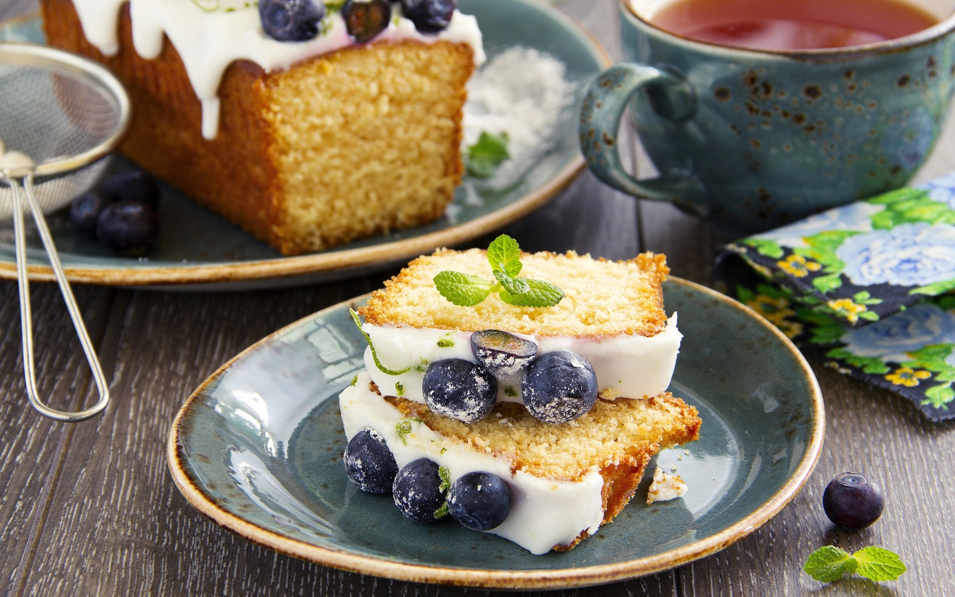 gıda tabak meyve tatlı süt ürünleri kahvaltı kek krema ferahlatıcı lezzetli çilek tablo epikür sağlıklı kupa gıda dilim yaban mersini kek nane