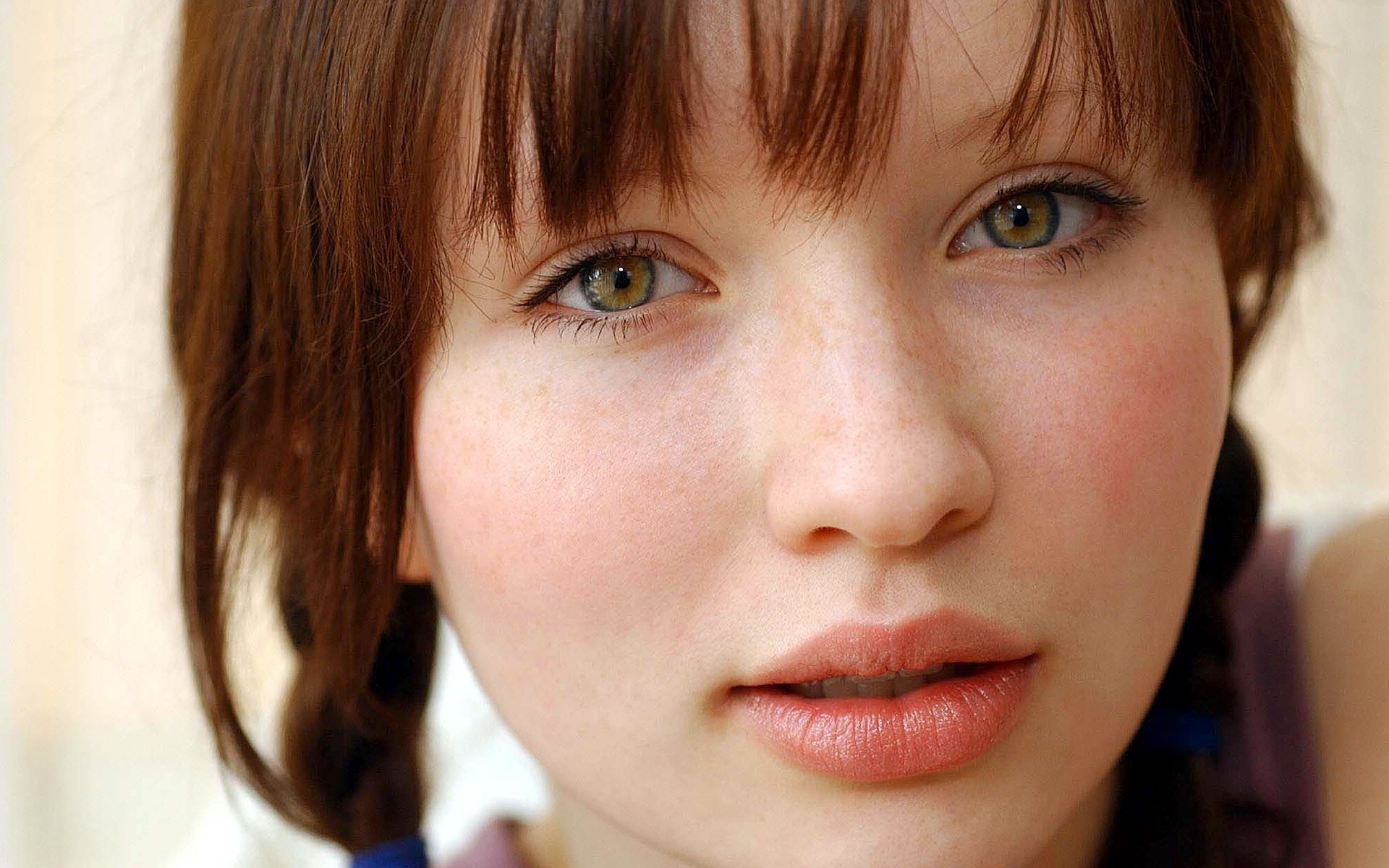 kadın portre kız moda göz sevimli oldukça yüz genç model çocuk saç dudaklar gençler emily browning