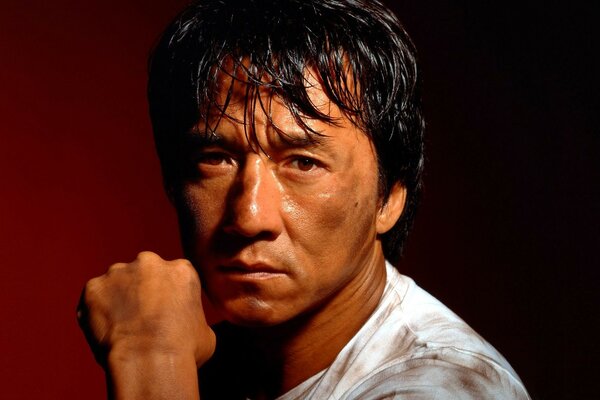 Aktör Jackie Chan ın portresi