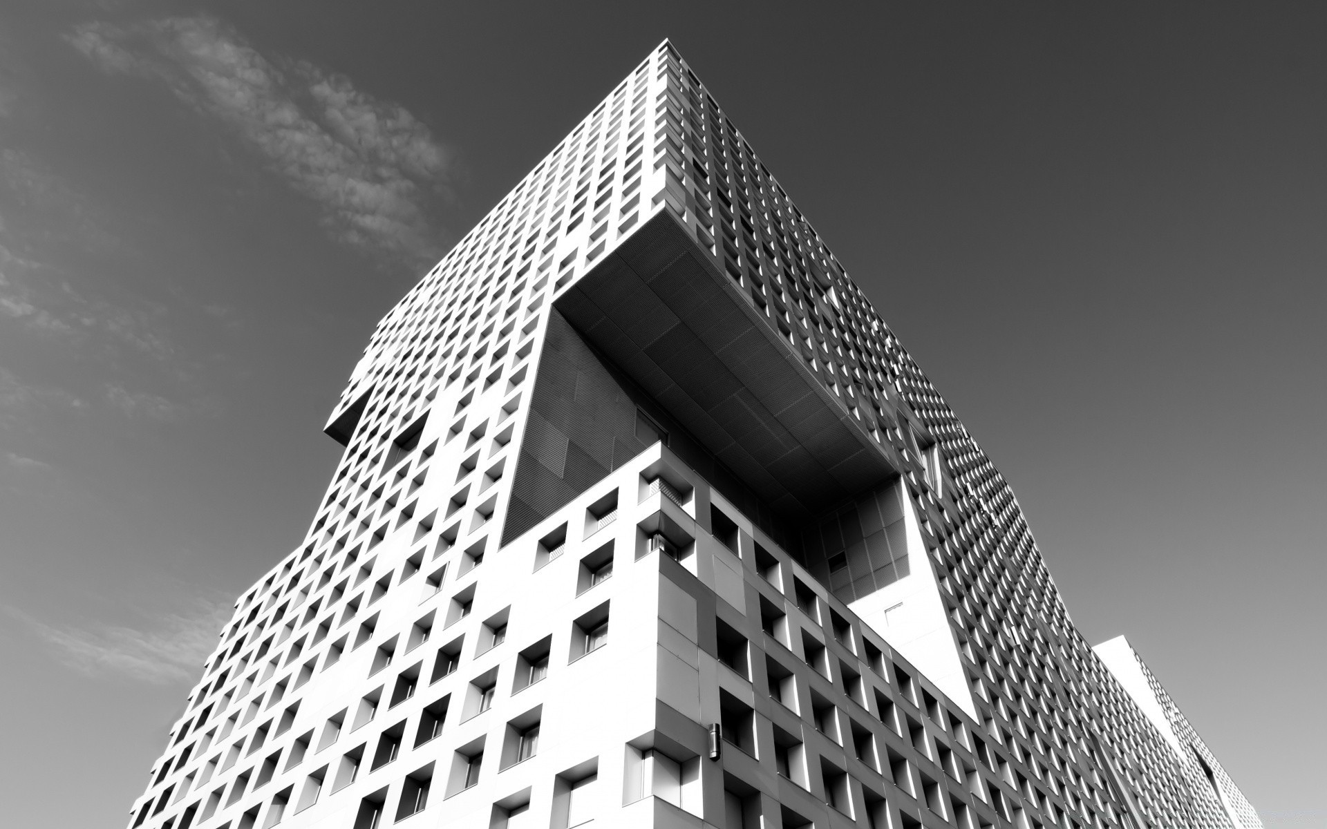 siyah beyaz mimari şehir gökyüzü şehir merkezinde cam gökdelen tek renkli fütüristik ev çelik pencereler kentsel modern iş outlook şehir ofis modern
