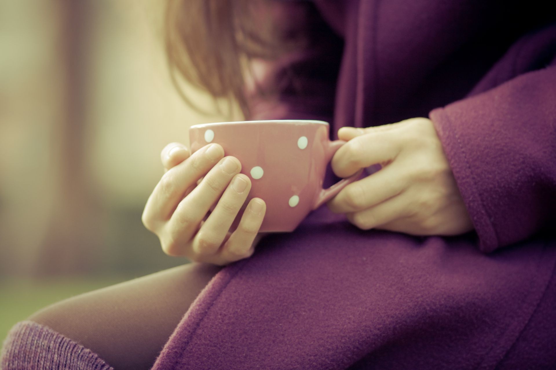 kadın kız gevşeme kapalı geri kalan yetişkin eller bir aile oda annelik tıp