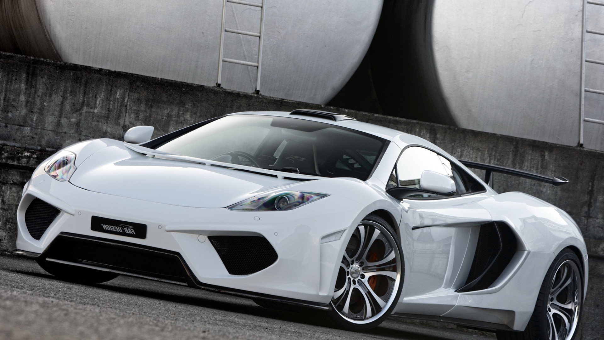 araba araba ulaşım sistemi tekerlekler sürücü otomotiv hızlı yarış coupe hız sedan